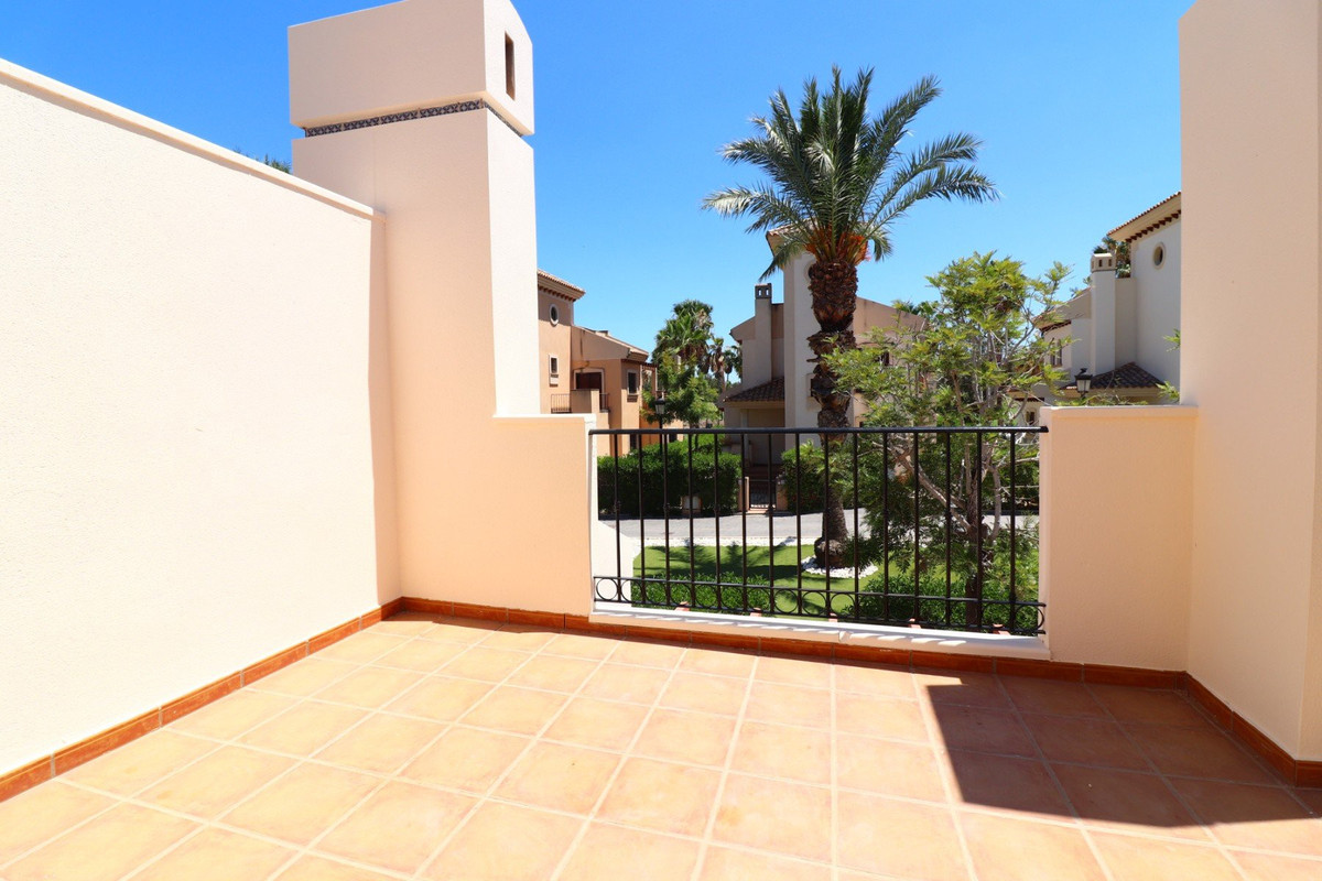For sale - 3 Bedroom 2 Bathroom House - Semi-Detached House in Algorfa - La Finca Golf  - Alicante