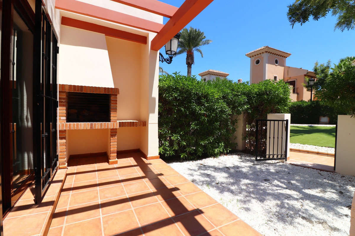 For sale - 3 Bedroom 2 Bathroom House - Semi-Detached House in Algorfa - La Finca Golf  - Alicante