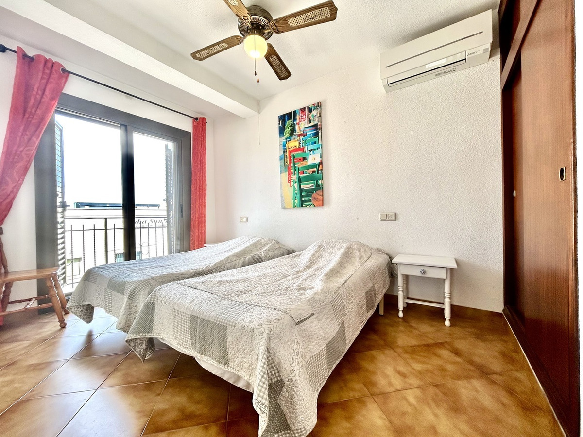 For sale - 2 Bedroom 1 Bathroom Apartment - Middle Floor Apartment in Orihuela - Cabo Roig  - Alicante
