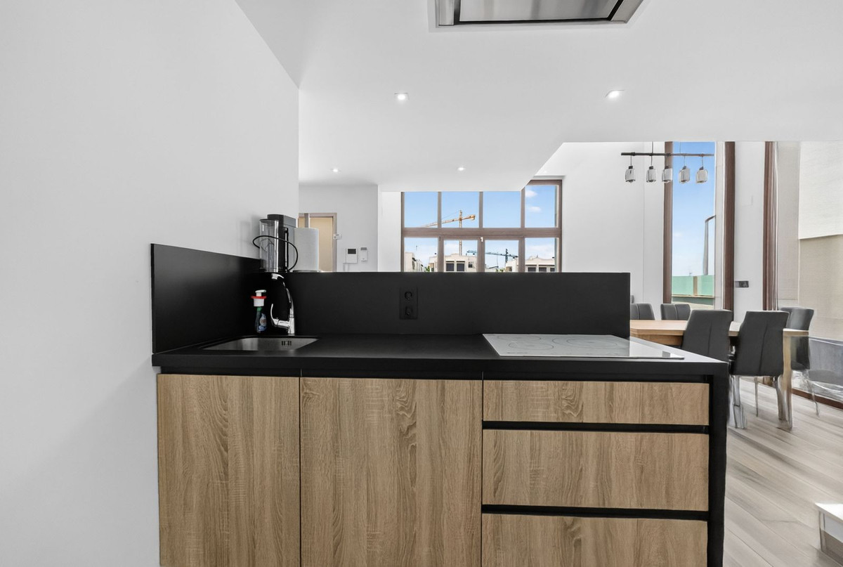 For sale - 4 Bedroom 3 Bathroom House - Detached Villa in Orihuela - Los Balcones  - Alicante