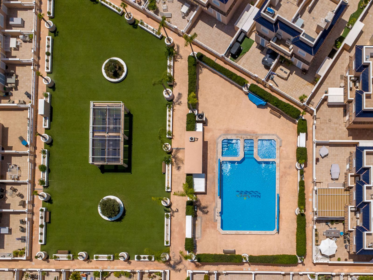 For sale - 3 Bedroom 2 Bathroom House - Townhouse in Orihuela - Lomas de Cabo Roig  - Alicante