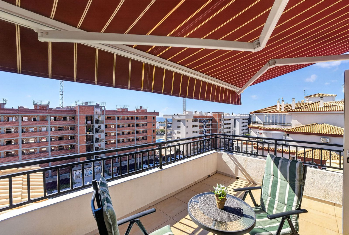 For sale - 3 Bedroom 2 Bathroom Apartment - Penthouse in Torrevieja - La Mata  - Alicante