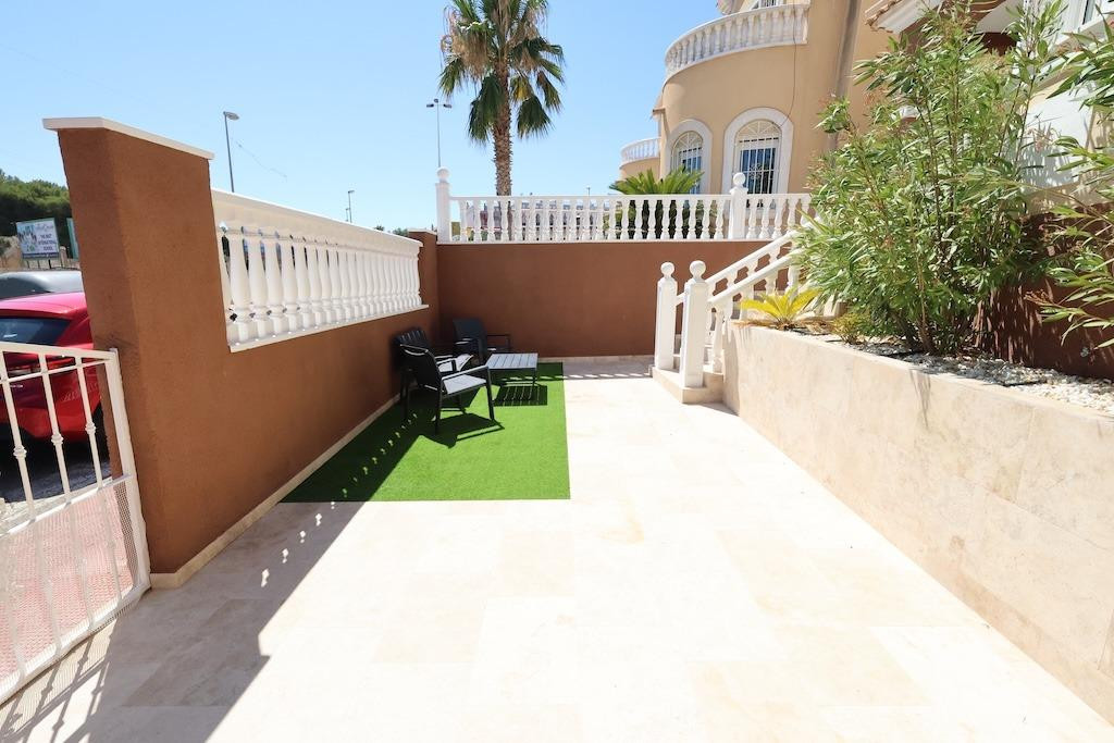 For sale - 3 Bedroom 1 Bathroom House - Detached Villa in Orihuela - Orihuela Costa  - Alicante