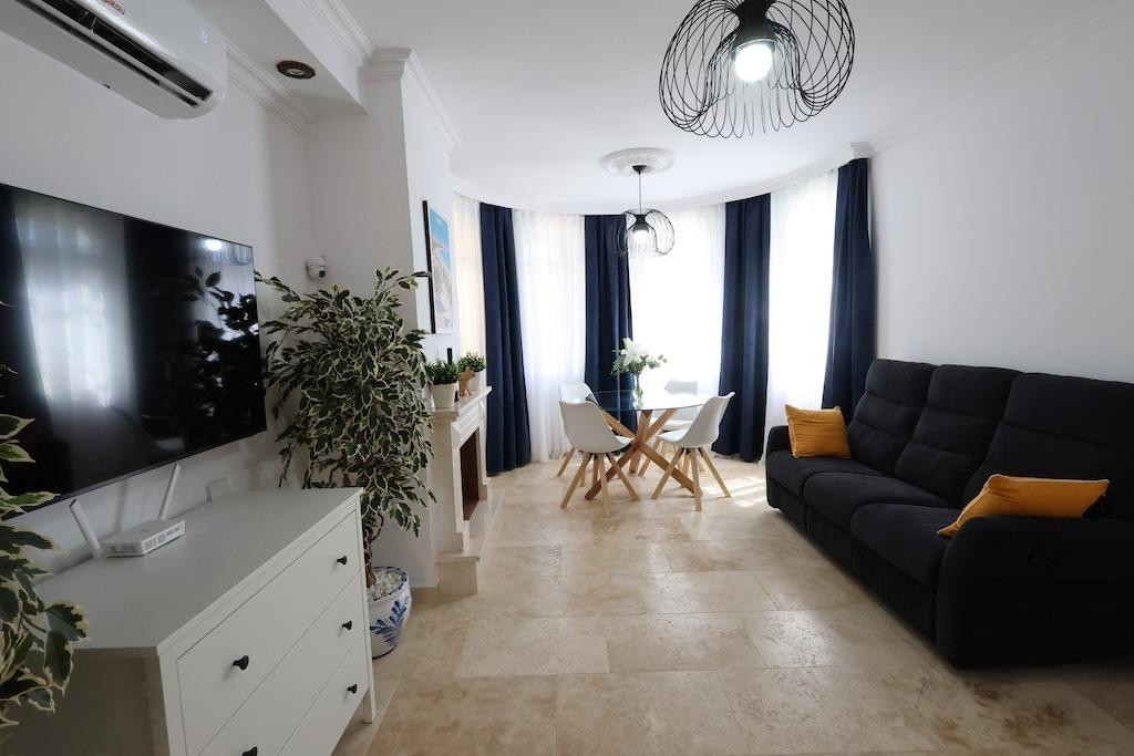 For sale - 3 Bedroom 1 Bathroom House - Detached Villa in Orihuela - Orihuela Costa  - Alicante