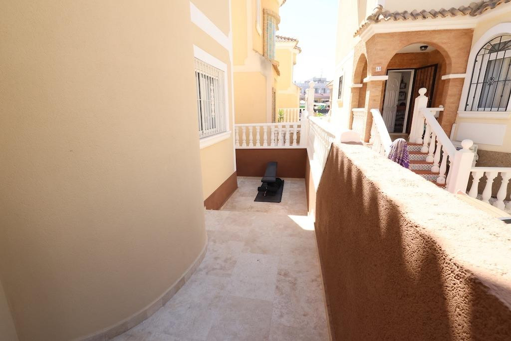 For sale - 3 Bedroom 1 Bathroom House - Detached Villa in Orihuela - Orihuela Costa  - Alicante