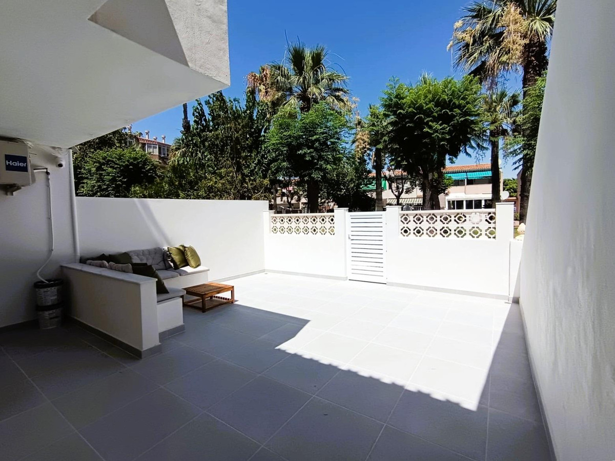 For sale - 2 Bedroom 1 Bathroom House - Bungalow in Orihuela - La Regia  - Alicante