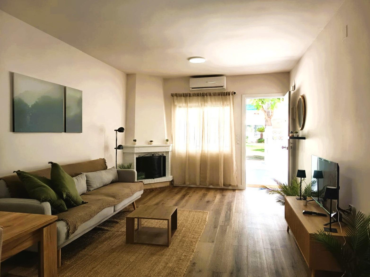 For sale - 2 Bedroom 1 Bathroom House - Bungalow in Orihuela - La Regia  - Alicante