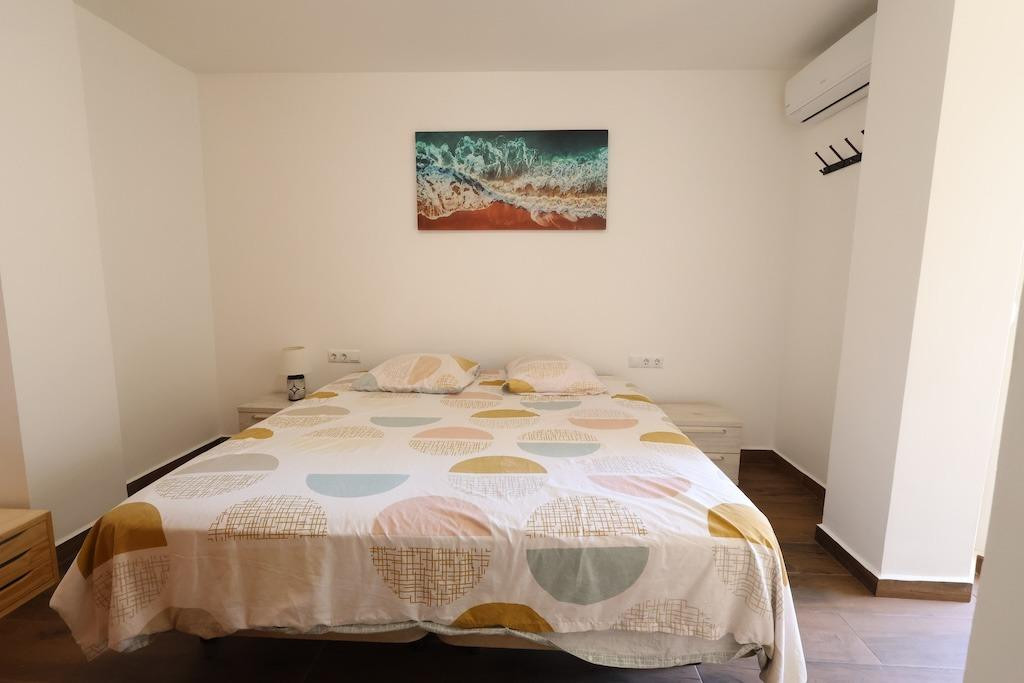For sale - 3 Bedroom 2 Bathroom Apartment - Ground Floor Apartment in Torrevieja - Torrevieja Centro  - Alicante