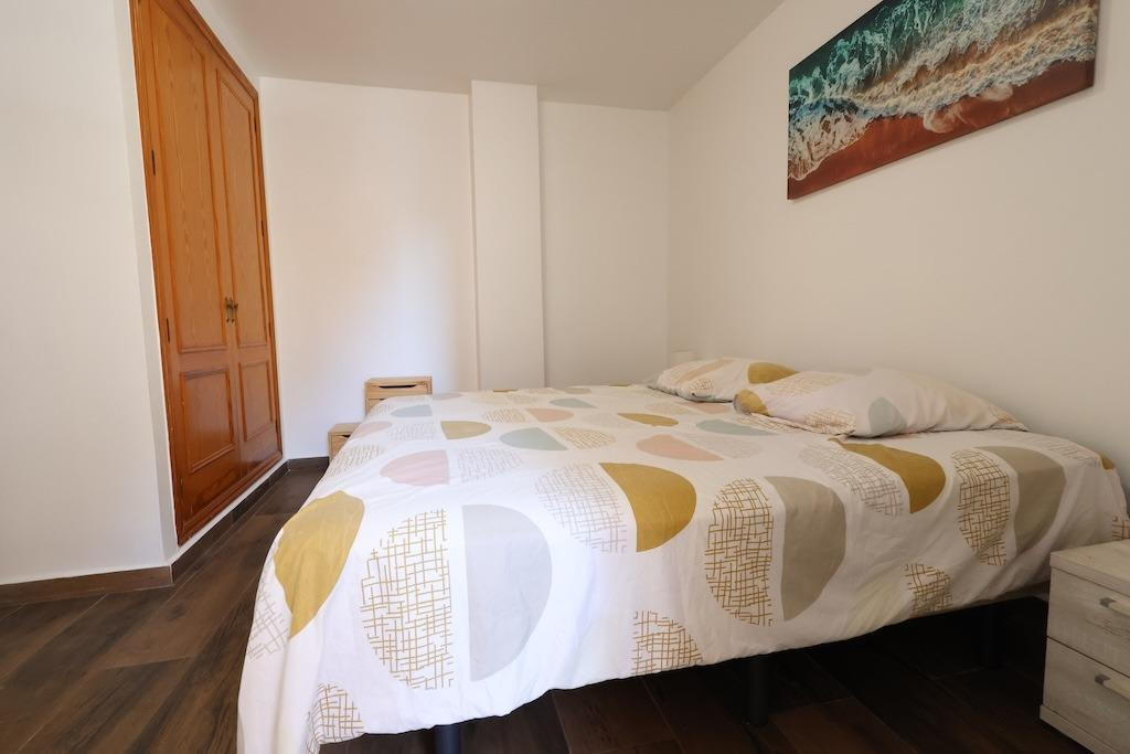 For sale - 3 Bedroom 2 Bathroom Apartment - Ground Floor Apartment in Torrevieja - Torrevieja Centro  - Alicante