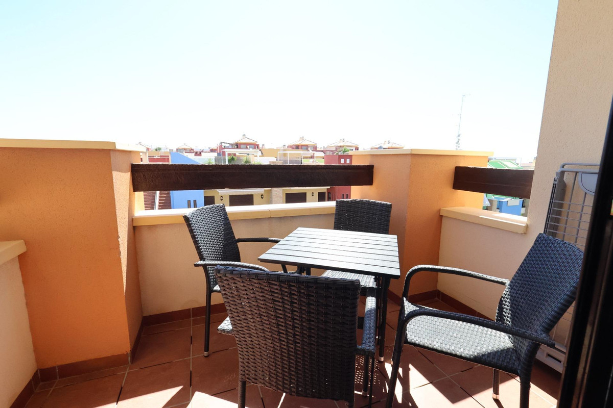 For sale - 2 Bedroom 2 Bathroom Apartment - Middle Floor Apartment in Orihuela - Lomas de Cabo Roig  - Alicante