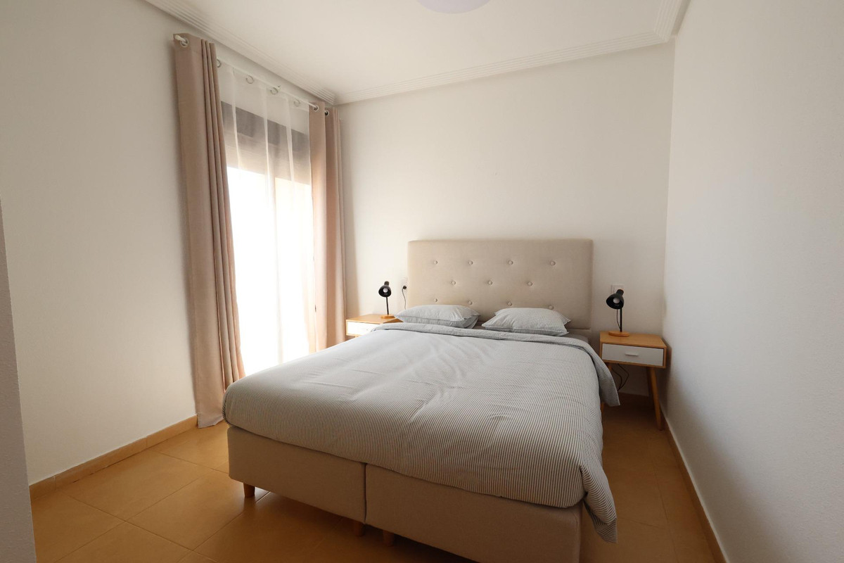 For sale - 2 Bedroom 2 Bathroom Apartment - Middle Floor Apartment in Orihuela - Lomas de Cabo Roig  - Alicante