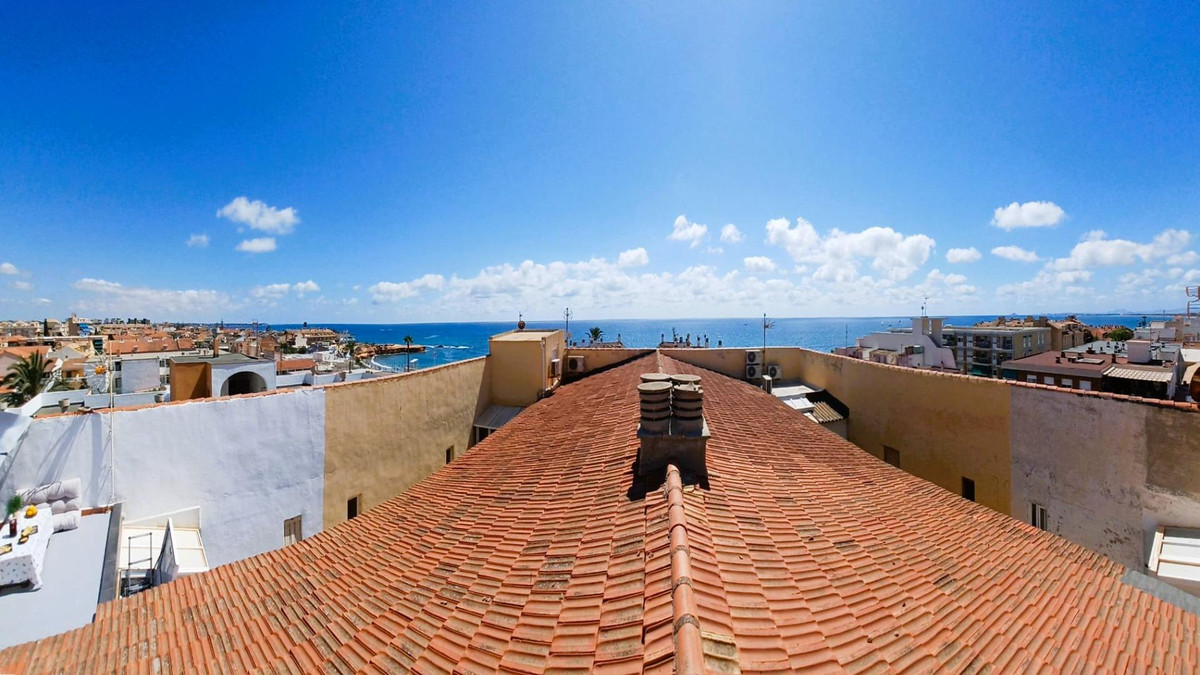 For sale - 3 Bedroom 1 Bathroom Apartment - Penthouse in Pilar de la Horadada - Pilar de la Horadada Centro  - Alicante