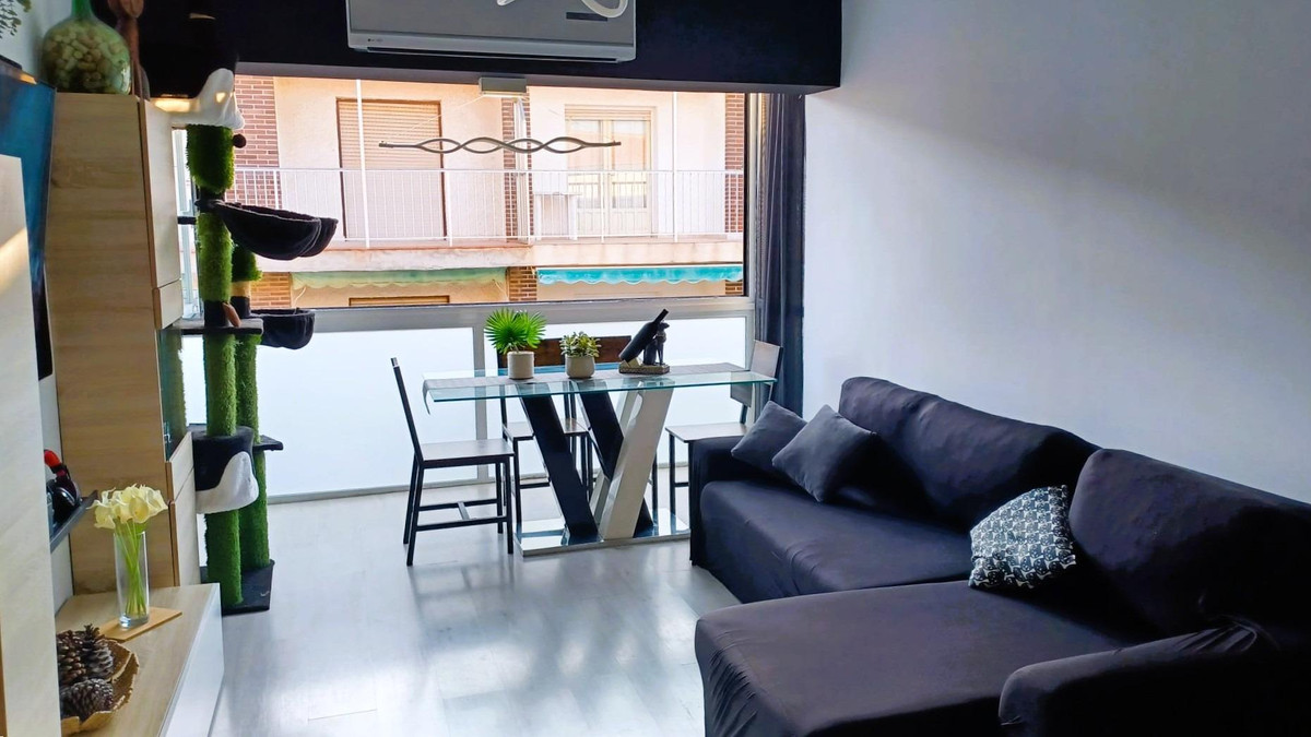 For sale - 3 Bedroom 1 Bathroom Apartment - Penthouse in Pilar de la Horadada - Pilar de la Horadada Centro  - Alicante