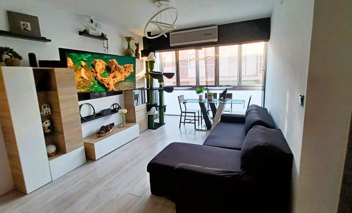 For sale - 3 Bedroom 1 Bathroom Apartment - Penthouse in Pilar de la Horadada - Pilar de la Horadada Centro  - Alicante