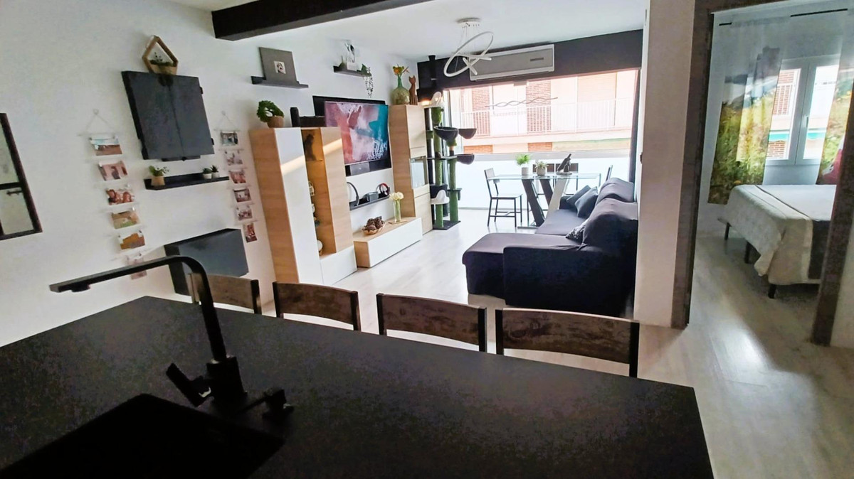 For sale - 3 Bedroom 1 Bathroom Apartment - Penthouse in Pilar de la Horadada - Pilar de la Horadada Centro  - Alicante