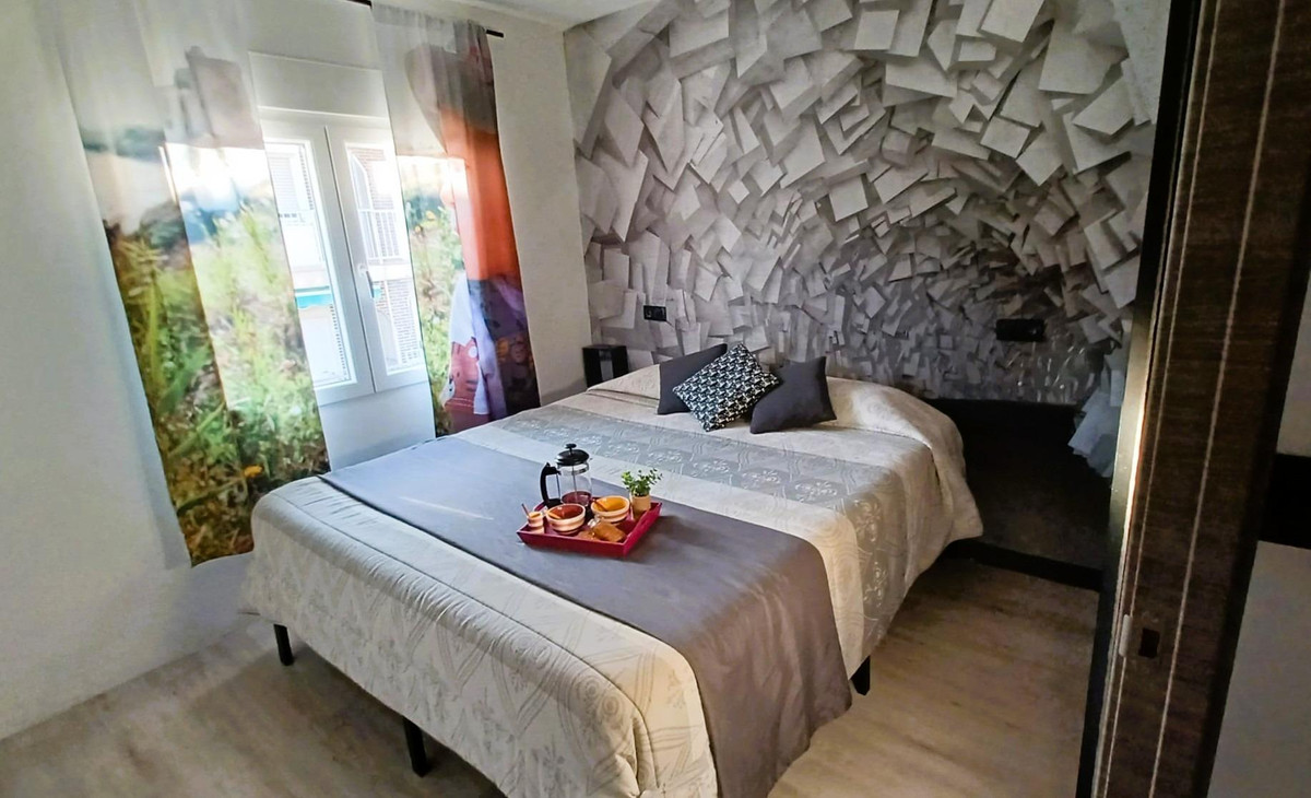 For sale - 3 Bedroom 1 Bathroom Apartment - Penthouse in Pilar de la Horadada - Pilar de la Horadada Centro  - Alicante