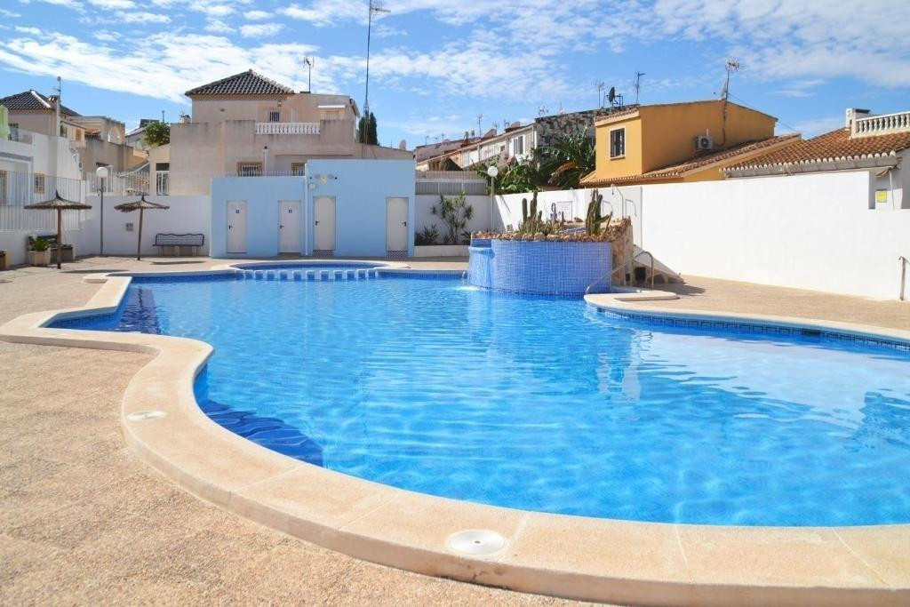 For sale - 3 Bedroom 2 Bathroom House - Townhouse in Orihuela - Los Balcones  - Alicante