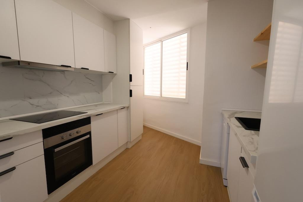 For sale - 3 Bedroom 2 Bathroom Apartment - Middle Floor Apartment in Orihuela - La Zenia  - Alicante