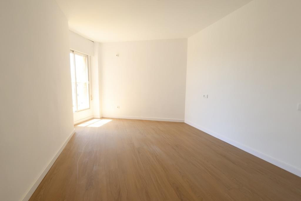 For sale - 3 Bedroom 2 Bathroom Apartment - Middle Floor Apartment in Orihuela - La Zenia  - Alicante