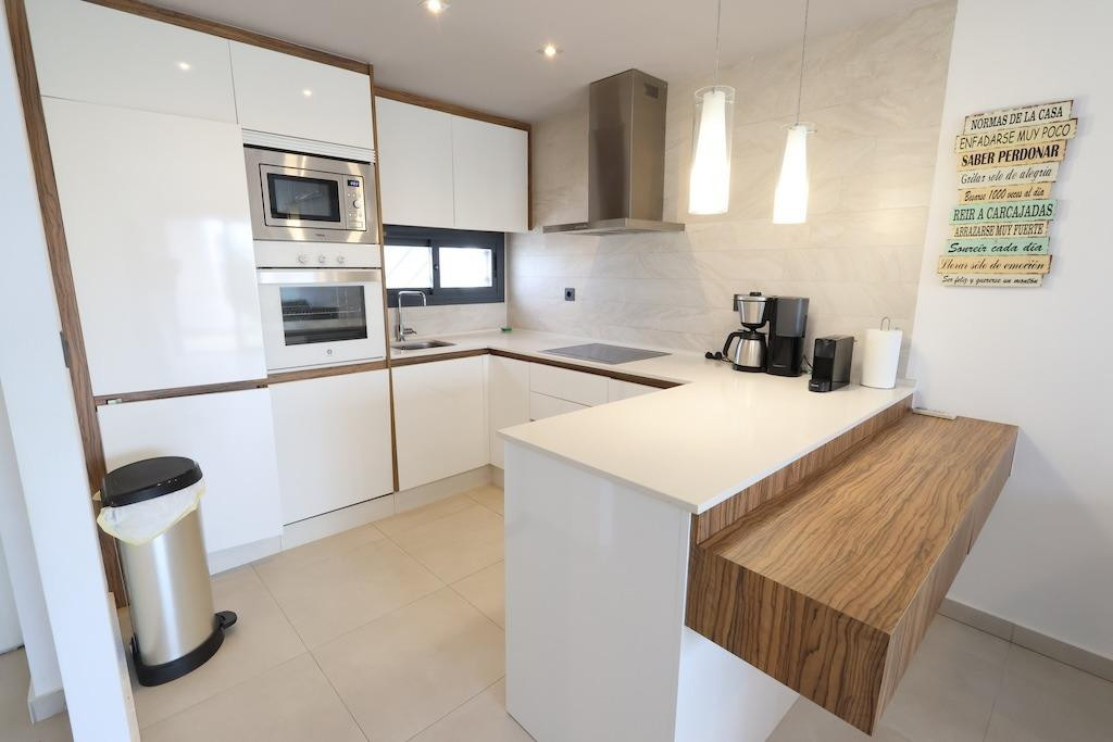 For sale - 2 Bedroom 2 Bathroom House - Bungalow in Guardamar del Segura - Guardamar del Segura Centro  - Alicante