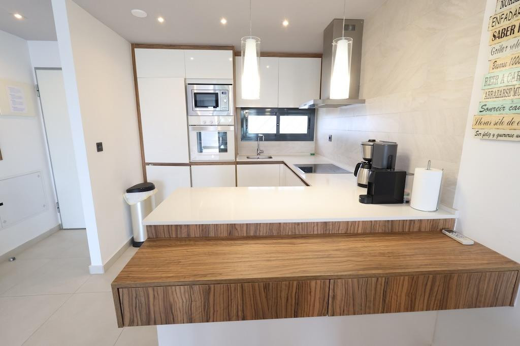 For sale - 2 Bedroom 2 Bathroom House - Bungalow in Guardamar del Segura - Guardamar del Segura Centro  - Alicante