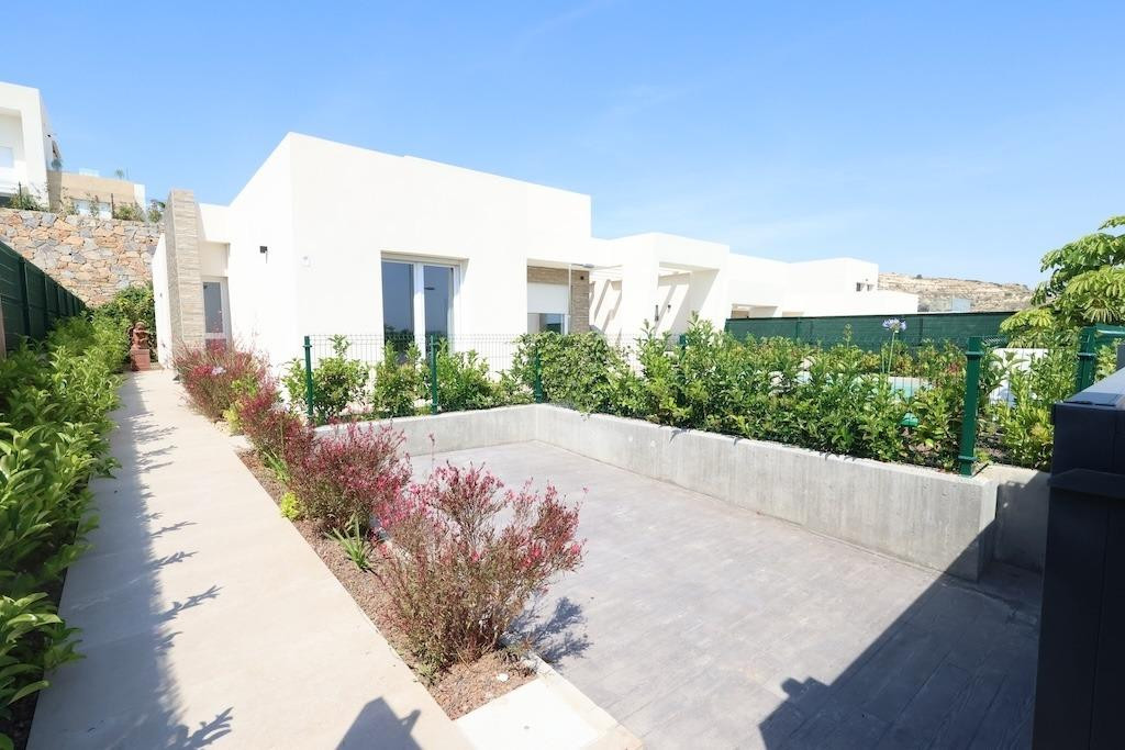 For sale - 3 Bedroom 2 Bathroom House - Detached Villa in Algorfa - Algorfa Centro  - Alicante