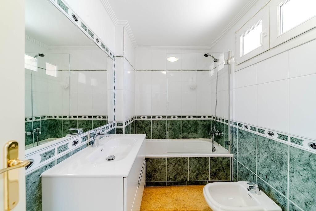 For sale - 3 Bedroom 2 Bathroom House - Townhouse in Orihuela - Campoamor  - Alicante