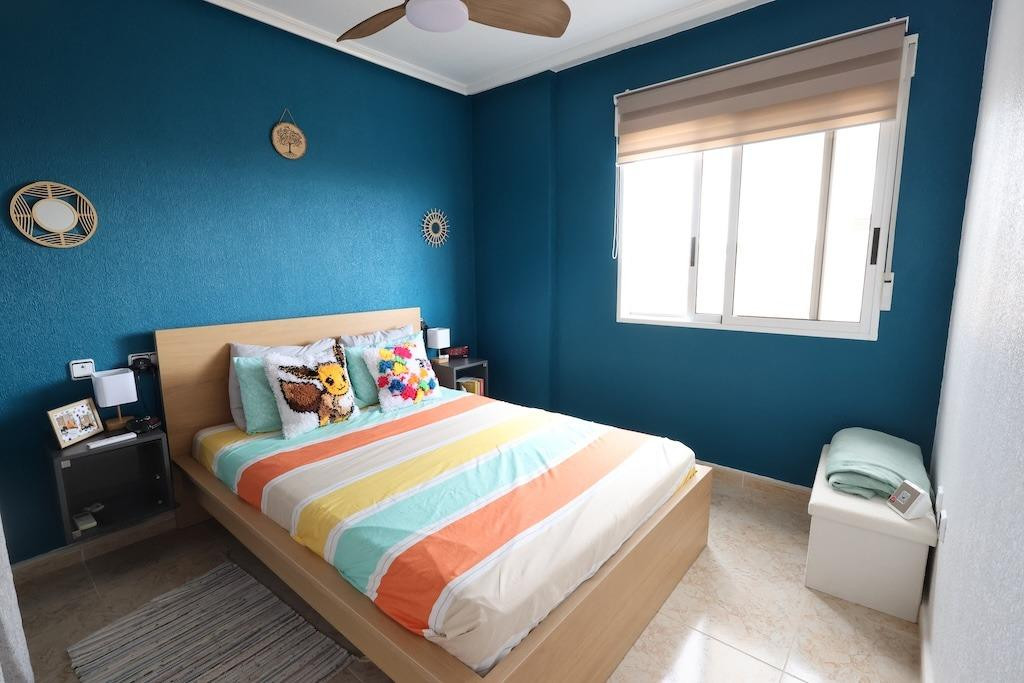 For sale - 5 Bedroom 3 Bathroom Detached Villa in Villamartin - San Miguel de Salinas Centro  - Alicante