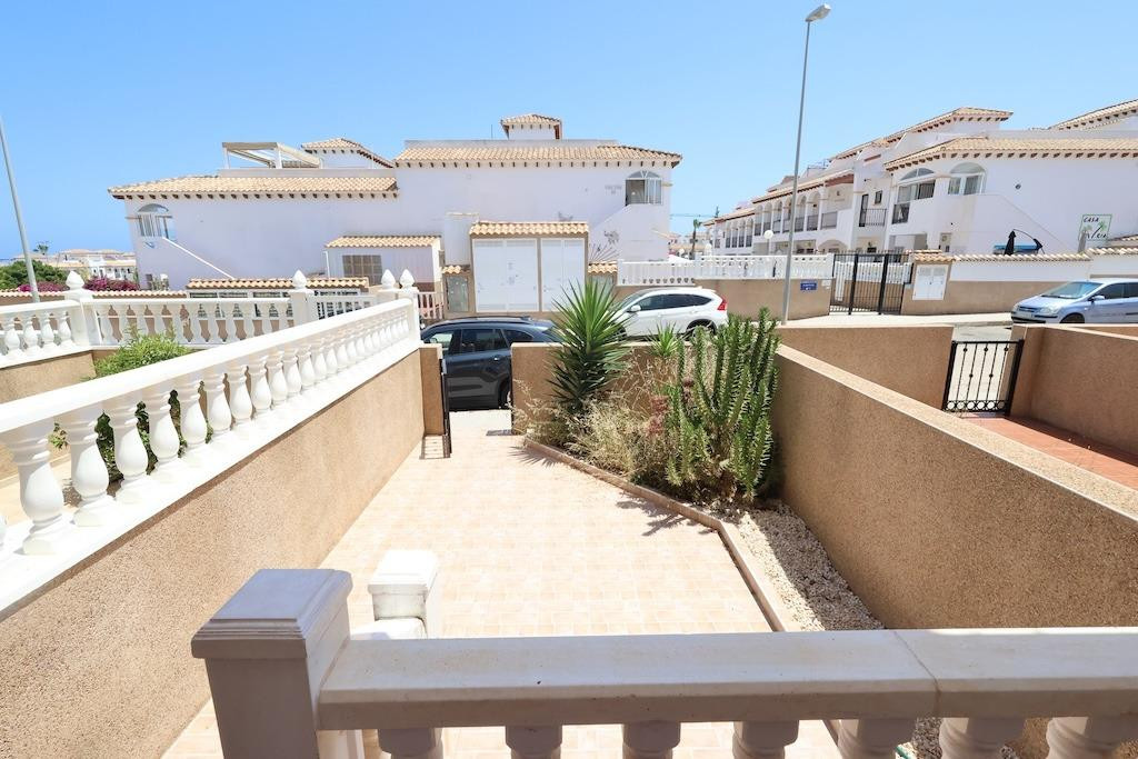 For sale - 2 Bedroom 2 Bathroom Townhouse in Punta Prima - La Ciñuelica  - Alicante
