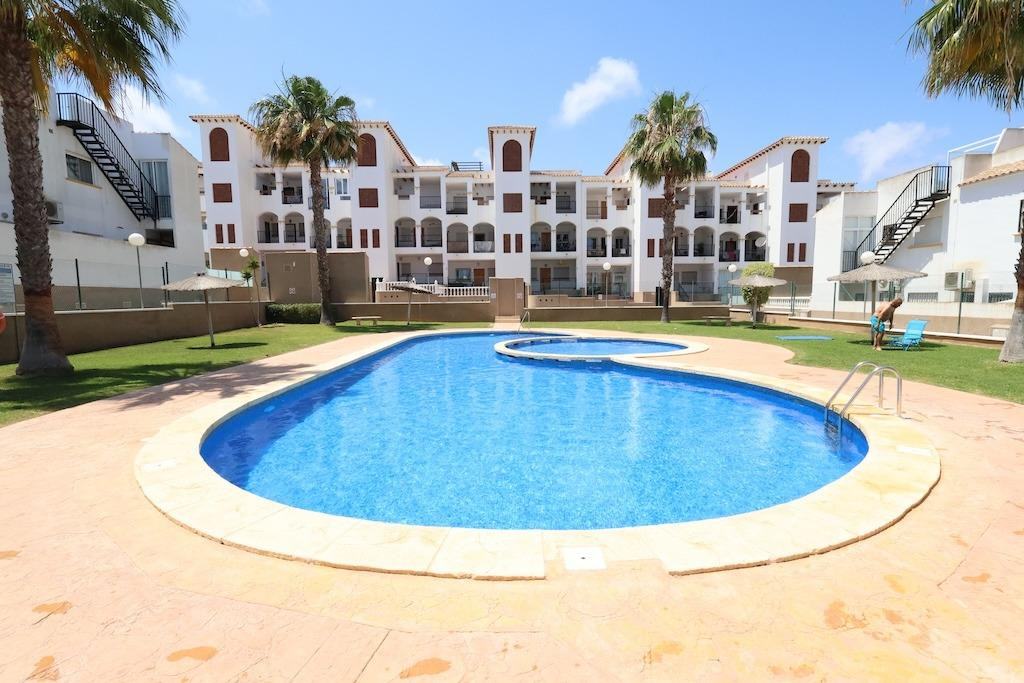 For sale - 2 Bedroom 2 Bathroom Townhouse in Punta Prima - La Ciñuelica  - Alicante