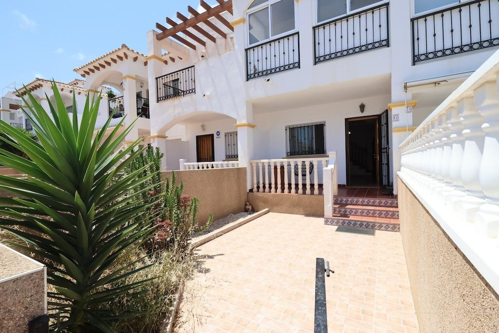 For sale - 2 Bedroom 2 Bathroom Townhouse in Punta Prima - La Ciñuelica  - Alicante