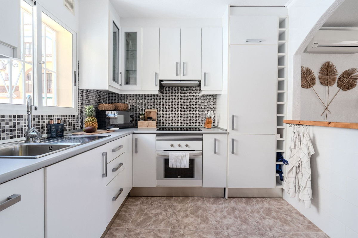 For sale - 3 Bedroom 2 Bathroom House - Townhouse in Orihuela - Orihuela Costa  - Alicante