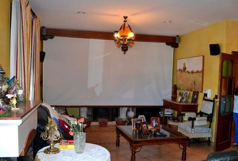 For sale - 4 Bedroom 4 Bathroom House - Detached Villa in San Miguel de Salinas - San Miguel de Salinas Centro  - Alicante