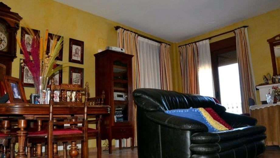 For sale - 4 Bedroom 4 Bathroom House - Detached Villa in San Miguel de Salinas - San Miguel de Salinas Centro  - Alicante