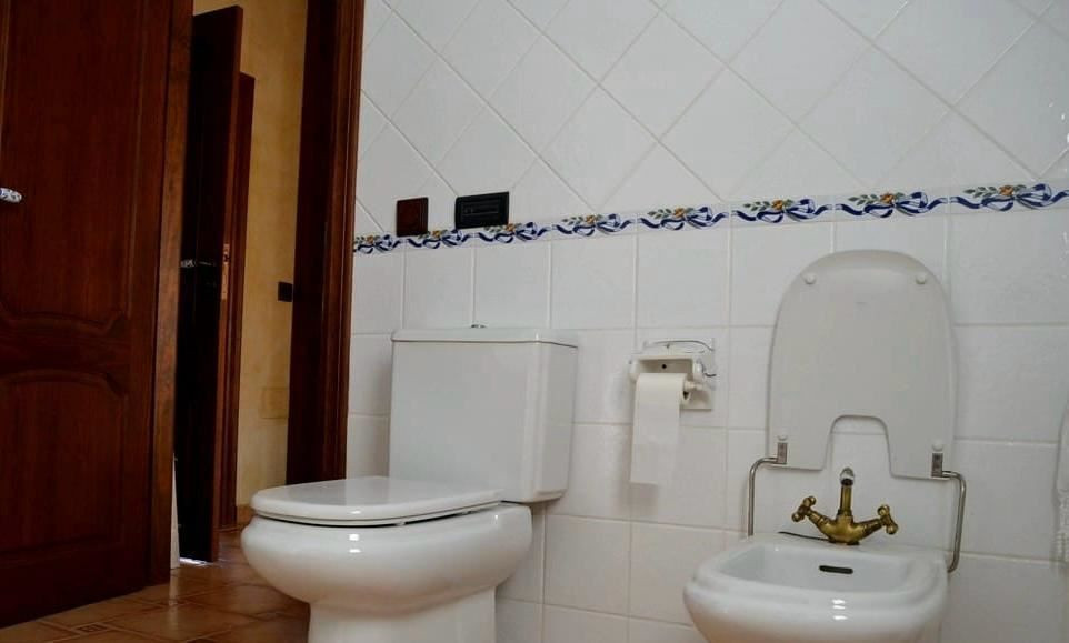 For sale - 4 Bedroom 4 Bathroom House - Detached Villa in San Miguel de Salinas - San Miguel de Salinas Centro  - Alicante