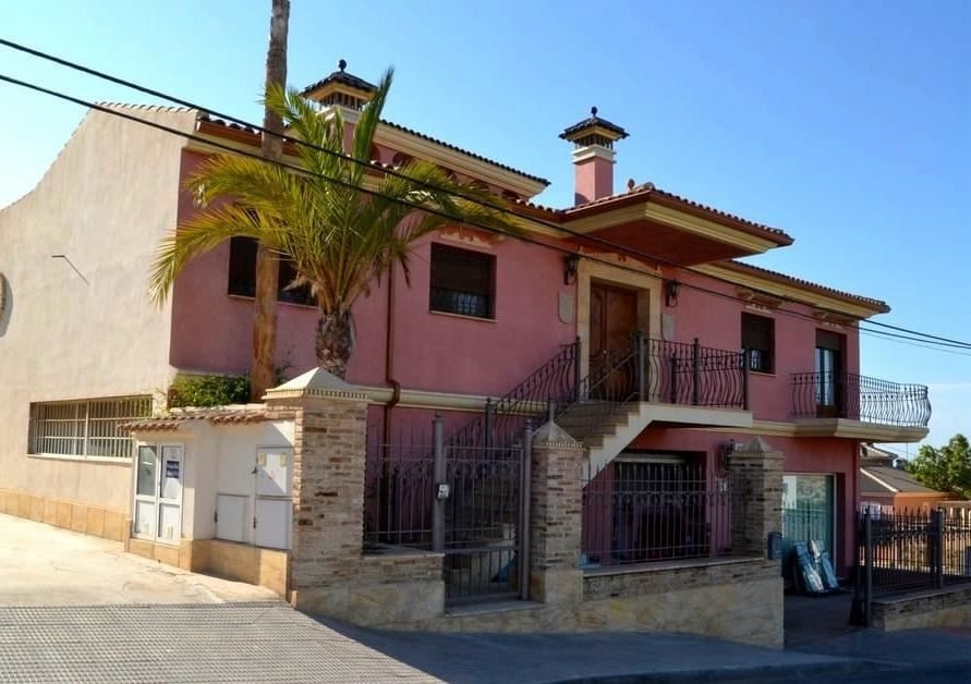 4 Bedroom 4 Bathroom House - Detached Villa in San Miguel de Salinas