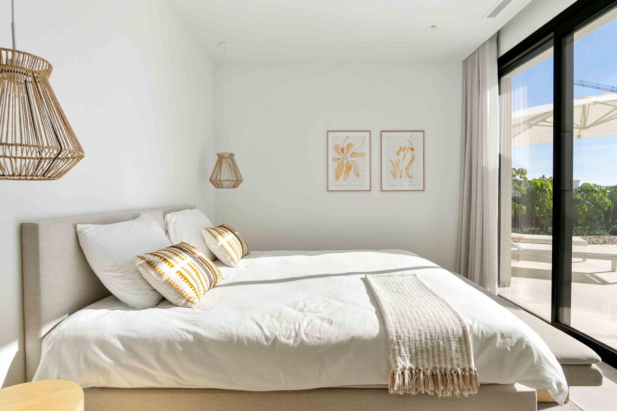 For sale - 3 Bedroom 2 Bathroom House - Detached Villa in Orihuela - Las Colinas Golf  - Alicante