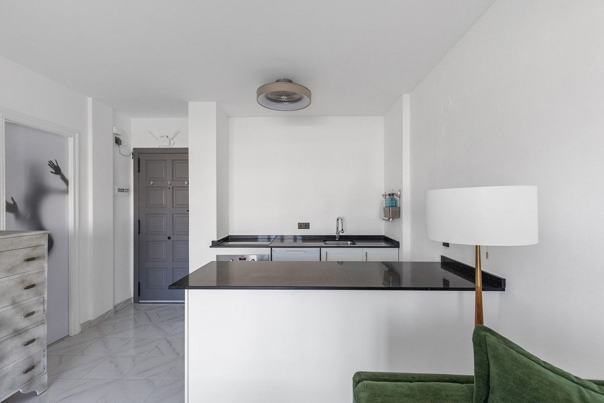 For sale - 1 Bedroom 1 Bathroom Apartment - Top Floor Apartment in Torrevieja - La Mata  - Alicante