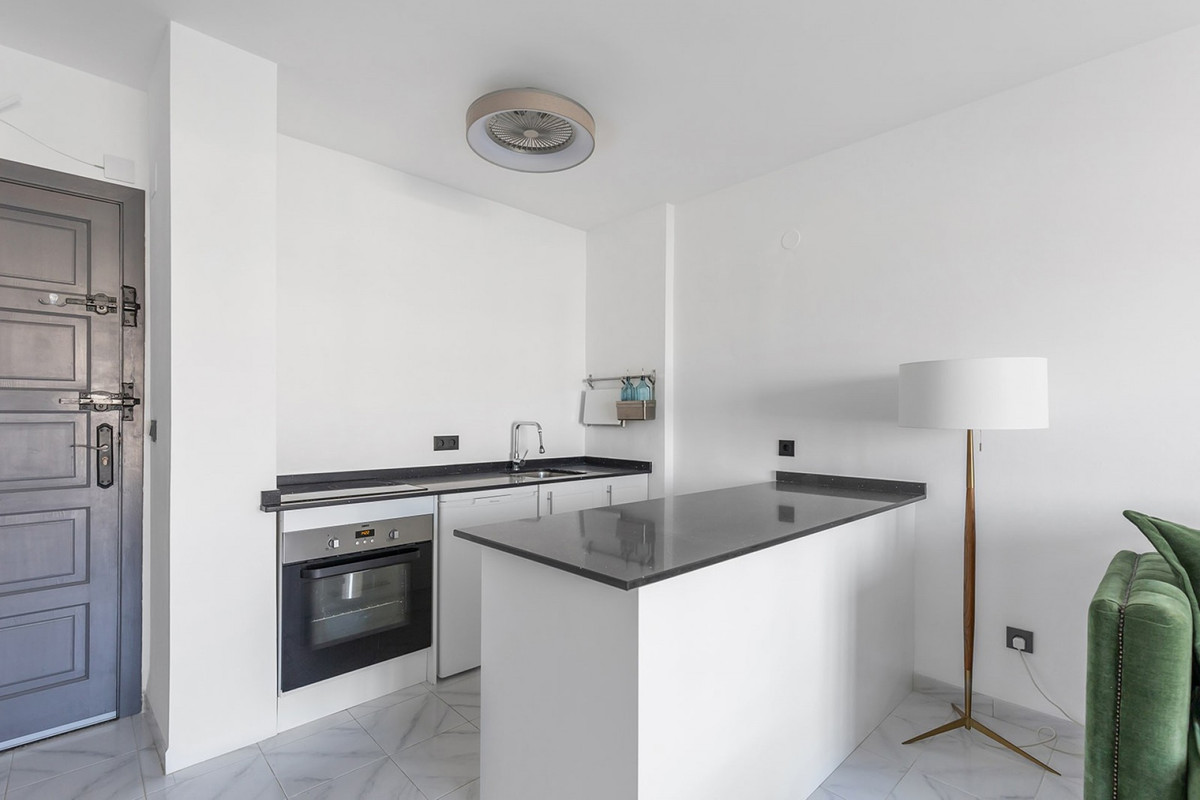 For sale - 1 Bedroom 1 Bathroom Apartment - Top Floor Apartment in Torrevieja - La Mata  - Alicante