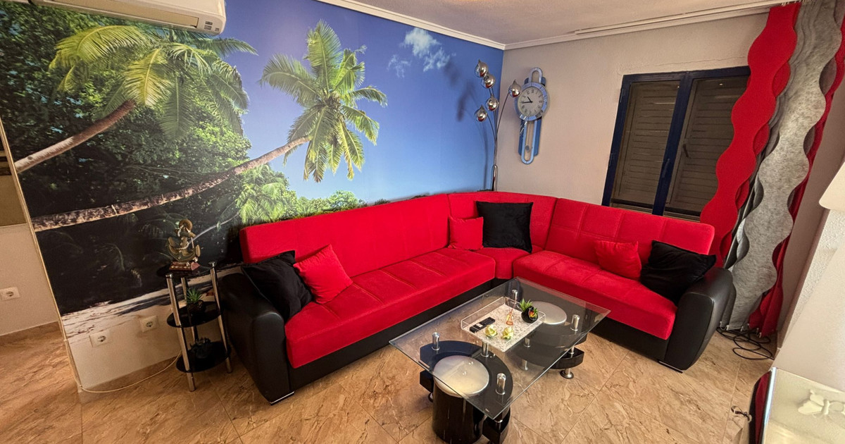 For sale - 2 Bedroom 1 Bathroom Apartment - Middle Floor Apartment in Torrevieja - La Mata  - Alicante
