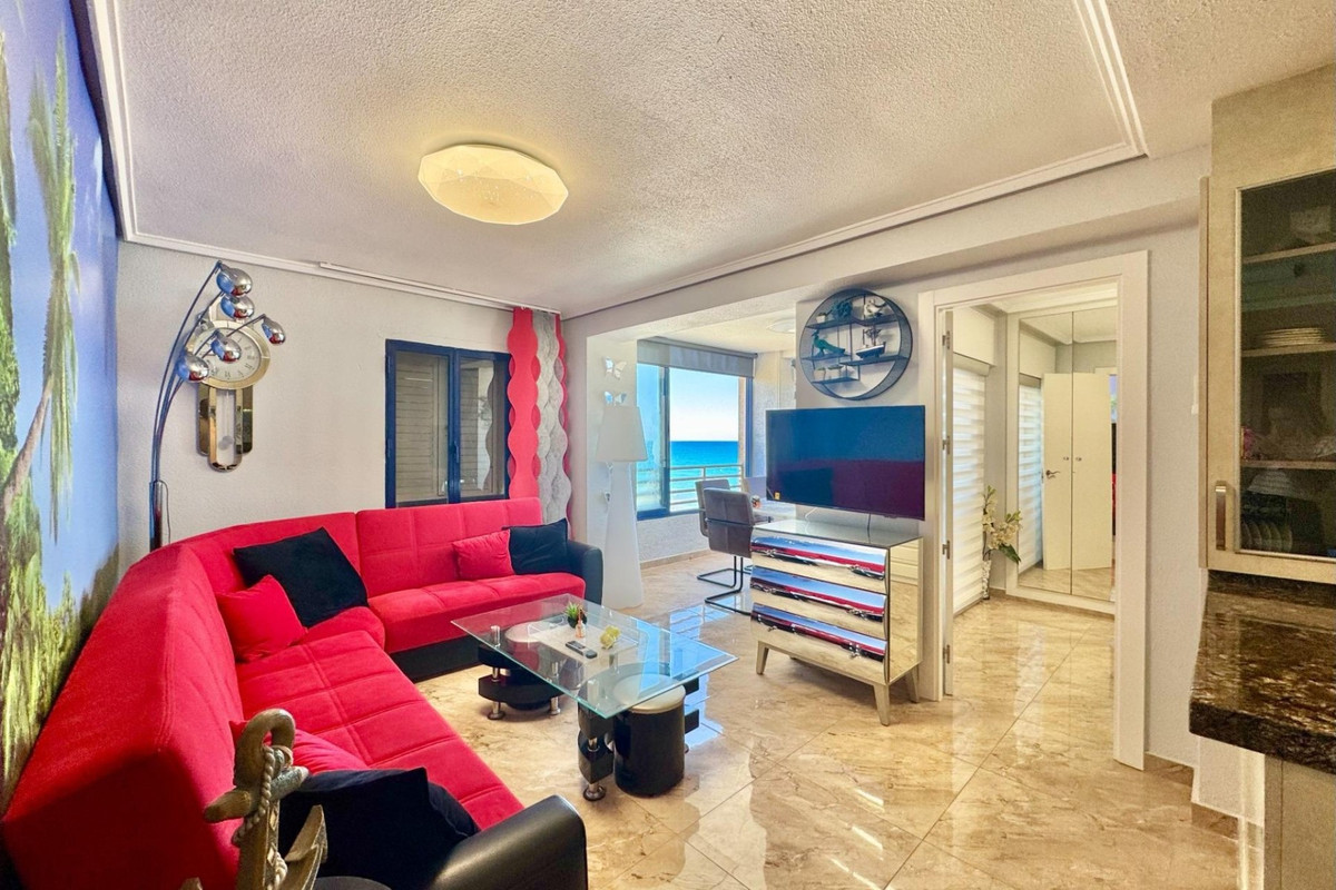 For sale - 2 Bedroom 1 Bathroom Apartment - Middle Floor Apartment in Torrevieja - La Mata  - Alicante
