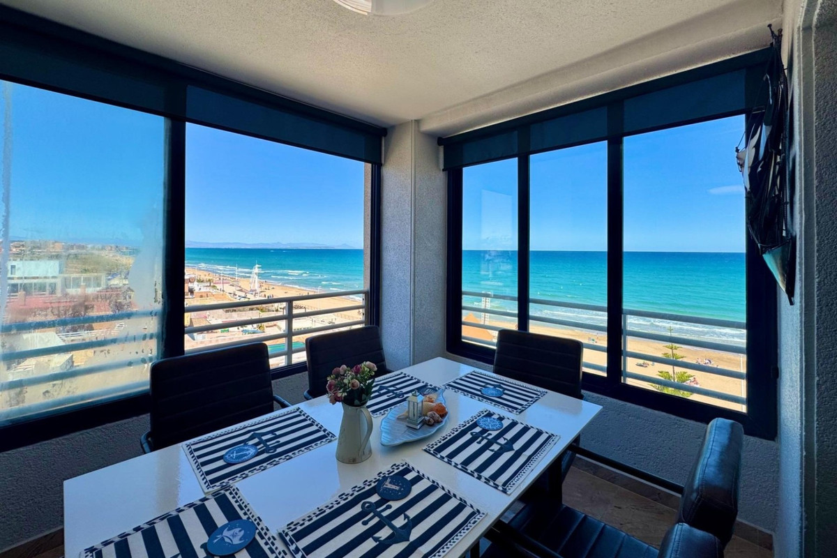 For sale - 2 Bedroom 1 Bathroom Apartment - Middle Floor Apartment in Torrevieja - La Mata  - Alicante