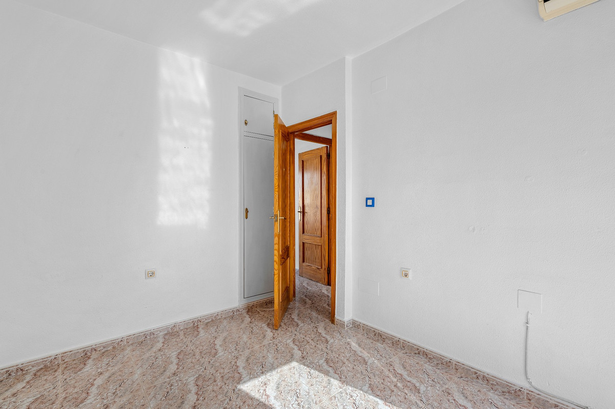 For sale - 3 Bedroom 2 Bathroom House - Detached Villa in Orihuela - Orihuela Costa  - Alicante