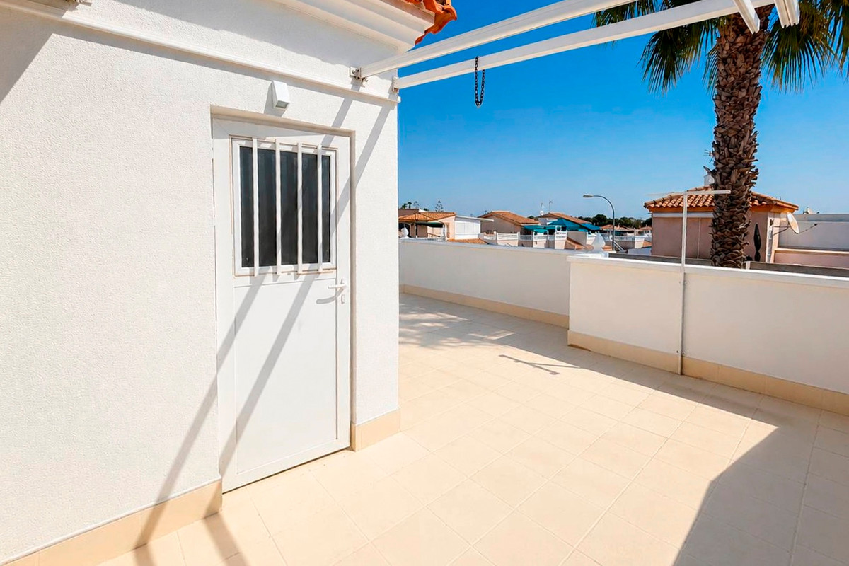 For sale - 3 Bedroom 2 Bathroom House - Townhouse in Orihuela - Los Altos  - Alicante