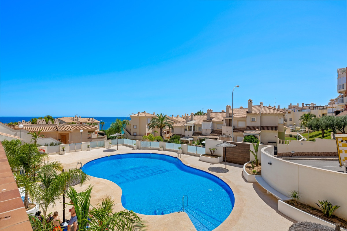 For sale - 3 Bedroom 2 Bathroom Apartment in Cabo Roig  - Cabo Roig  - Alicante