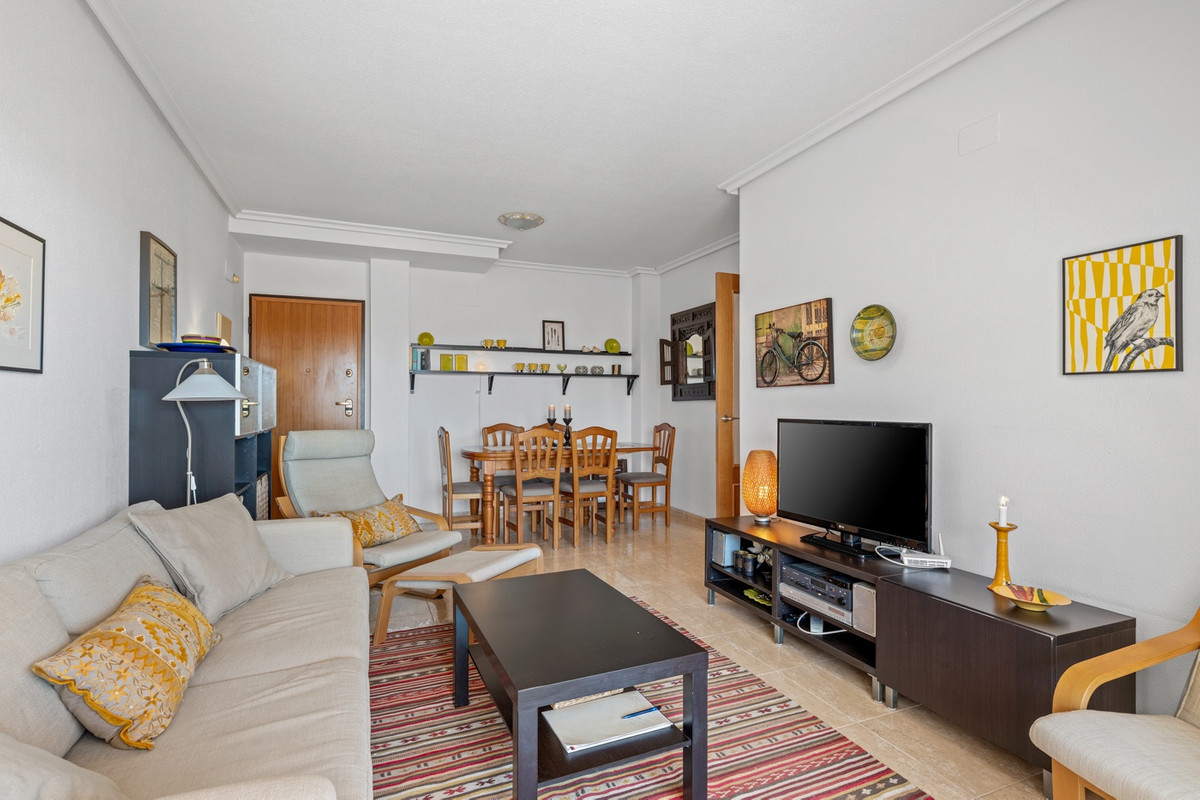 For sale - 3 Bedroom 2 Bathroom Apartment in Cabo Roig  - Cabo Roig  - Alicante