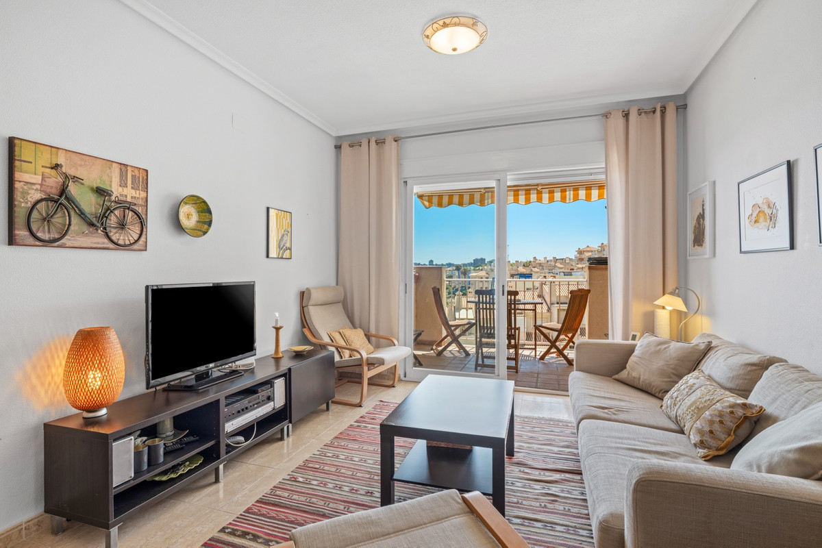 For sale - 3 Bedroom 2 Bathroom Apartment in Cabo Roig  - Cabo Roig  - Alicante
