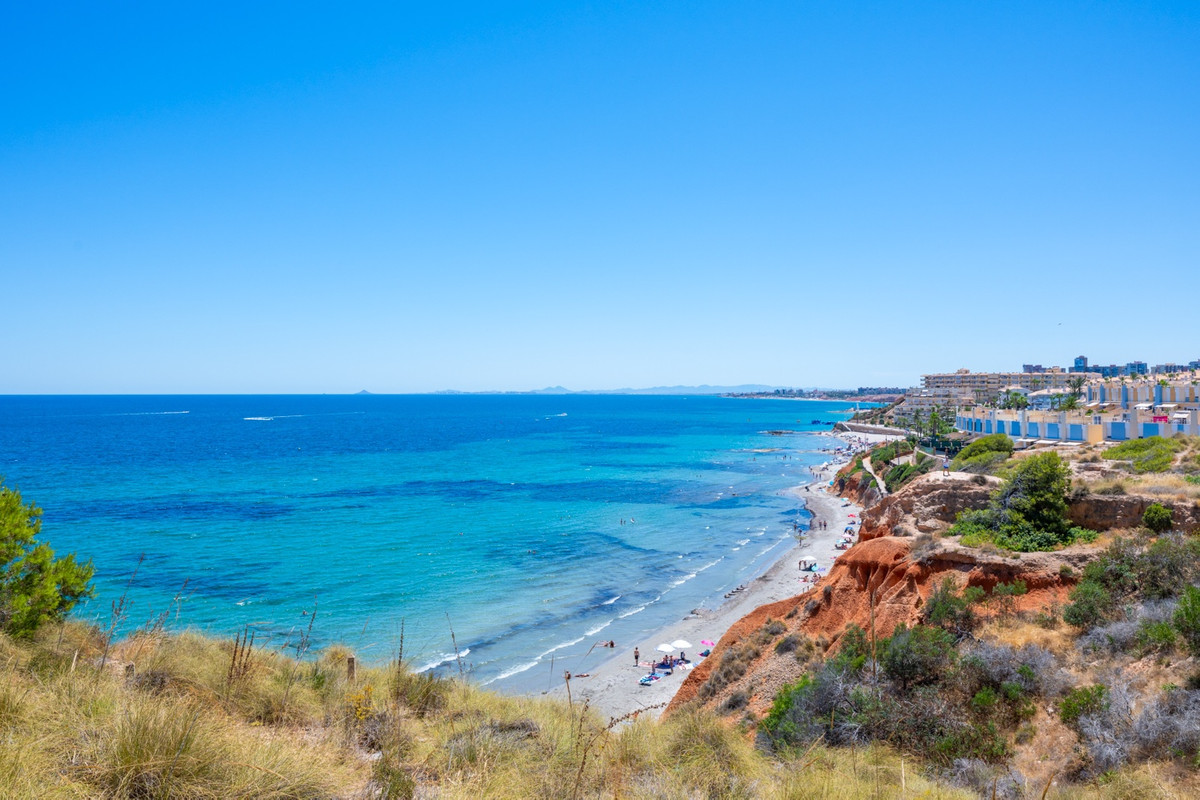 For sale - 3 Bedroom 2 Bathroom Apartment in Cabo Roig  - Cabo Roig  - Alicante