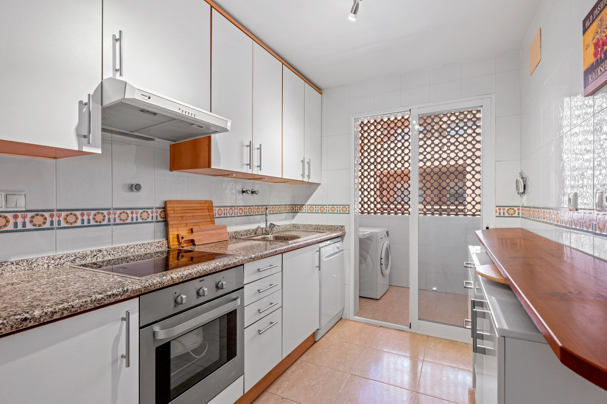For sale - 3 Bedroom 2 Bathroom Apartment in Cabo Roig  - Cabo Roig  - Alicante