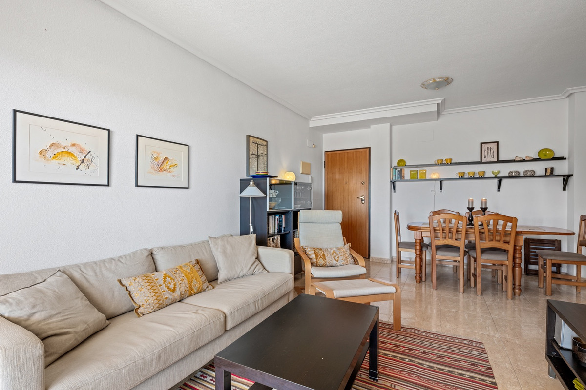 For sale - 3 Bedroom 2 Bathroom Apartment in Cabo Roig  - Cabo Roig  - Alicante